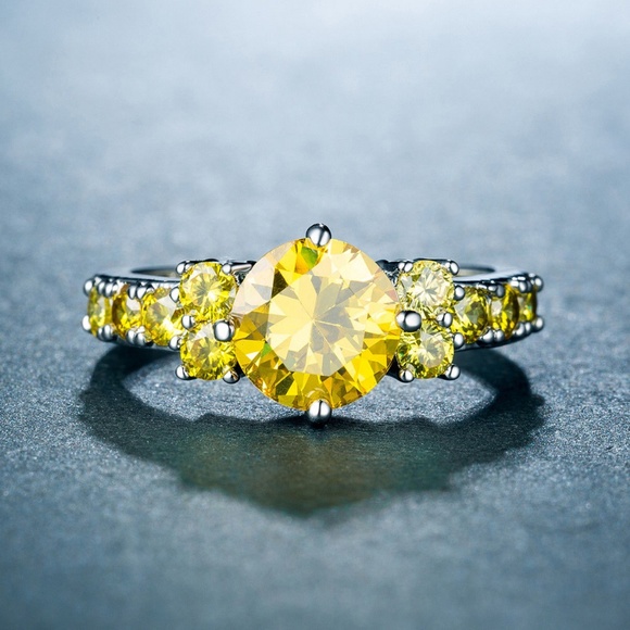 925 Silver Ring Citrine Size 6 New - Picture 2 of 4